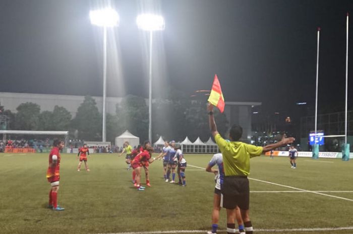 Suasana laga final rugby 7's putri antara timnas Jepang dan China di Lapangan Rugby Gelora Bung Karno, Sabtu (1/9/2018).