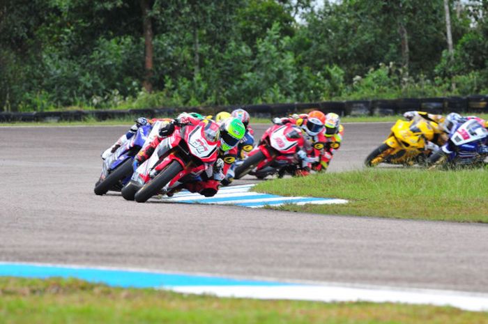 PT Astra Honda Motor (AHM) akan menurunkan empat pebalap binaannya pada ajang Asia Road Racing Championship (ARRC) 2017 di Sirkuit Sentul, Kabupaten Bogor, 12-13 Agustus 2017.