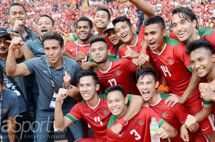 Kegembiraan tim nasional U-22 Indonesia seusai mengalahlan Kamboja dengan skor 2-0 pada Kamis (24/8/2017). 