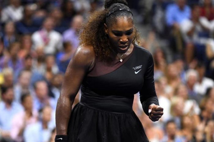 Ekspresi Serena William saat menjalani partai delapan besar US Open 2018 yang digelar pada Selasa (4/9/2018) petang waktu Amerika Serikat.