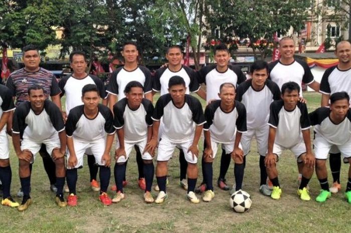 Skuat PSMS Allstar dalam Trofeo Cup 2016 yang diperkuat beberapa pemain PS TNI asal Kota Medan yang juga eks PSMS juara Piala Kemerdekaan 2015.