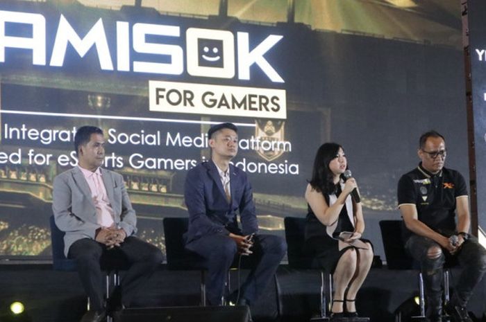 Eric Redulfin (Founder of High Grounds Philippines), Ng Donny (CEO Yamisok), Diana Sutrisno (CMO Yamisok), dan Frans Silalahi (GM XCN).