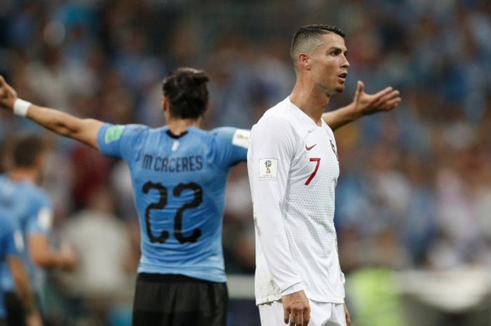 Reaksi kapten Portugal, Cristiano Ronaldo, setelah timnya dikalahkan Uruguay dalam laga babak 16 besar Piala Dunia 2018, 30 Juni 2018 di Fisht Stadium, Sochi.