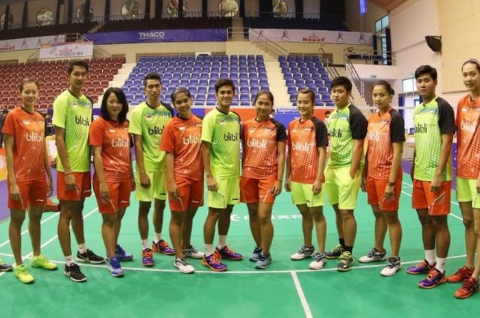 Tim Indonesia untuk Kejuaraan Asia Beregu 2017 berpose di lapangan Nguyen Du Cultural Sport Club, Ho Chi Minh City, Vietnam, di sela-sela jadwal latihan, Senin (13/2/2017).