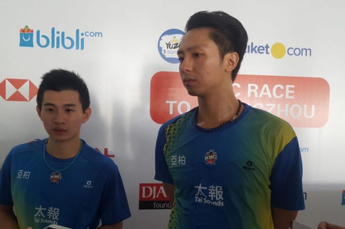 Pebulu tangkis ganda putra Taiwan, Liao Min Chun (kanan)/Su Ching Heng (kiri) sukses menghentikan langkah pebulu tangkis ganda putra Denmark, Mathias Boe/Carsten Mogensen di babak pertama Indonesia Open 2018.