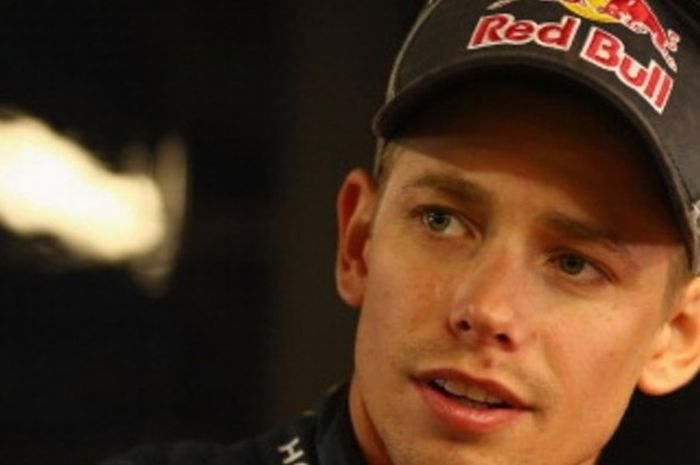 Pebalap Australia, Casey Stoner, hadir dalam ajang balap V8 Supercars Dunlop Development Series di Adelaide Australia, 2 Maret 2013. 