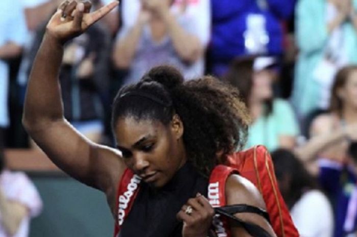 Ekspresi Serena Williams usai menjalani partai babak ke-3 Indian Wells Masters 2018, Senin (12/3/2018) waktu Amerika Serikat.