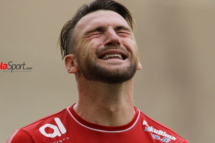   Ekspresi striker Persija Jakarta, Marko Simic versus Sriwijaya FC di Stadion Wibawa Mukti, Cikaran