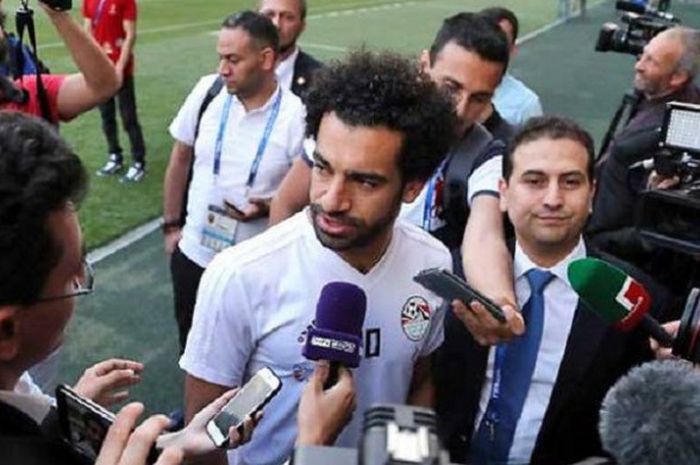 Pilar timnas Mesir dan striker Liverpool, Mohamed Salah, menemui wartawan selama sesi latihan perdana di Stadion Akhmat Arena, Grozny, Rusia, menjelang Piala Dunia 2018.