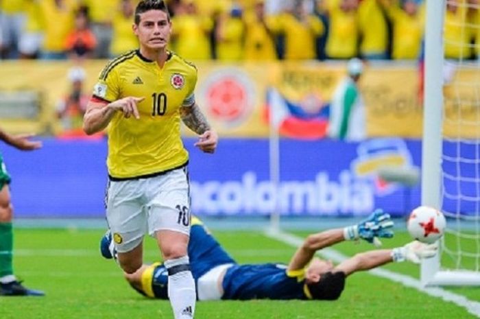 James Rodriguez merayakan gol Kolombia ke gawang Bolivia pada pertandingan Kualifikasi Piala Dunia 2018 di Barranquila, Kamis (23/3/2017). 
