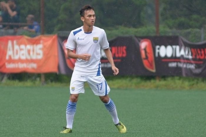 Gelandang Persib, Rachmad Hidayat diharapkan segera pulih dan gabung latihan klubnya.