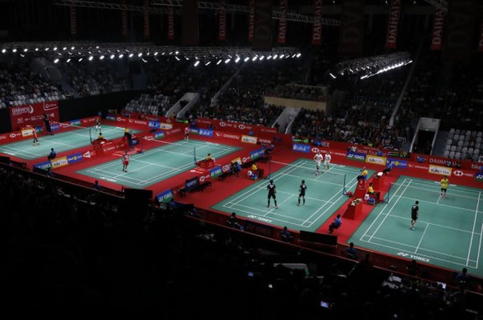  Suasana pertandingan babak kedua turnamen Indonesia Masters 2018 yang berlangsung di Istora Senayan, Jakarta, Kamis (25/1/2018). 