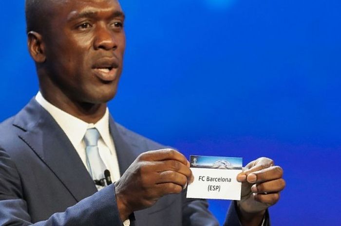 Clarence Seedorf  dalam acara pengundian fase grup Liga Champions. 