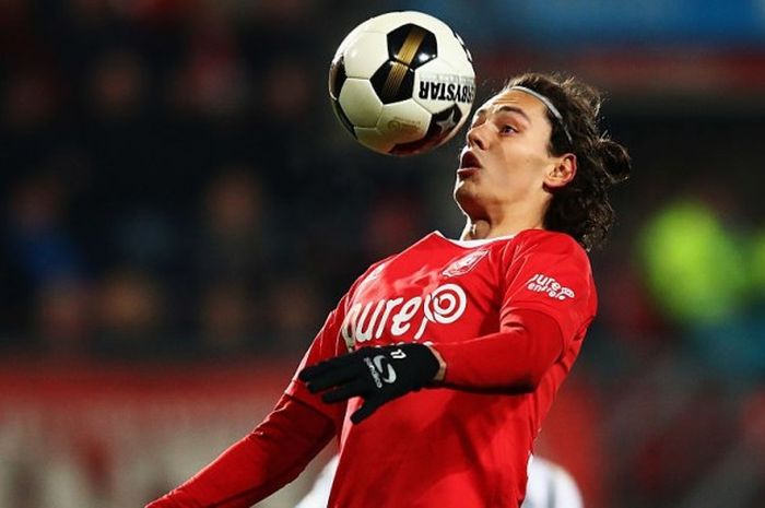 Enes Unal (FC Twente) dalam pertandingan Eredivisie melawan Heracles Almelo di De Grolsch Veste.