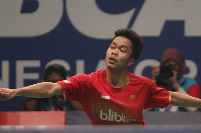 Peblu tangkis muda Indonesia, Anthony Sinisuka Ginting, tampil pada turnamen Indonesia Terbuka 2015 di Jakarta.