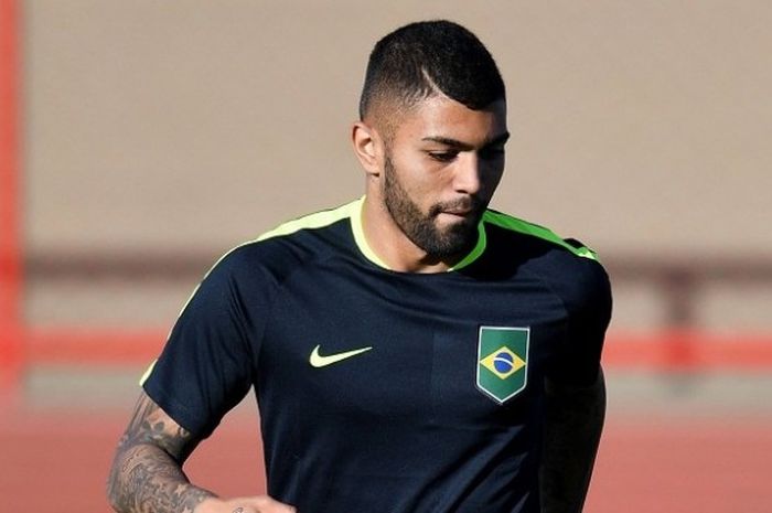 Penyerang muda asal Brasil, Gabigol, sedang menjalani sesi latihan di Brasilia, Brasil, pada 1 Agustus 2016.