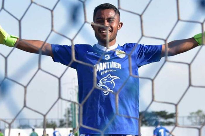 Ardi Idrus saat latihan Persib di Madura, Kamis (3/5/2018)