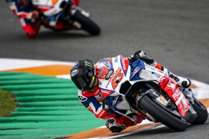  Pebalap Pramac Racing, Francesco Bagnaia, saat melakukan tes IRTA di Sirkuit Ricardo Tormo, Valenci