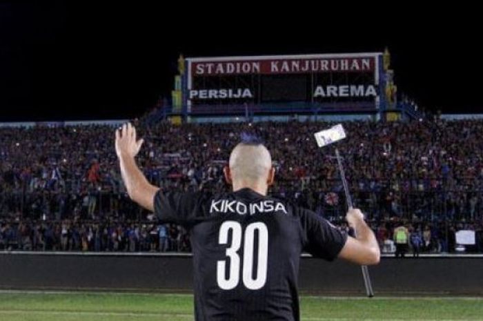   Kiko Insa kala masih berseragam Arema FC.  