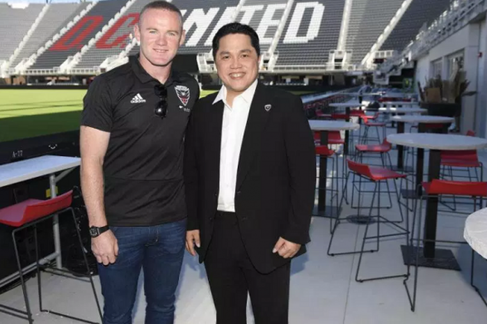 Wayne Rooney bersama Erick Thohir ketika diperkenalkan di depan publik DC United.