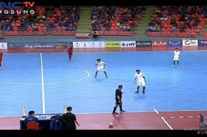 Timnas Futsal Indonesia U-20 menghadapi Vietnam dalam laga perdana babak kualifikasi Piala Asia Futsal U-20 2019 di Bangkok, Thailand, Rabu (5/12/2018) sore WIB.