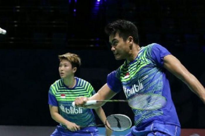 Tontowi Ahmad/Liliyana Natsir meraih kemenangan atas Chris Adcock/Gabrielle Adcock pada pertandingan pertama BWF Superseries Final yang berlangsung di Dubai, Rabu (13/12/2017).