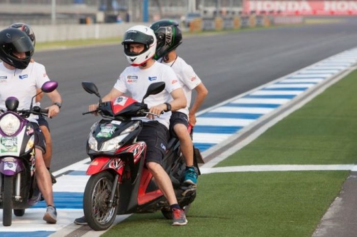 Para pebalap muda siap berlaga pada Asia Talent Cup 2016 di Sirkuit Chang, Buriram, Thailand, 11-13 Maret.