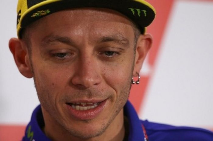 Pebalap Movistar Yamaha, Valentino Rossi, berbicara dalam konferensi pers jelang GP Argentina di Autodromo Termas de Rio Hondo, Kamis (6/4/2017).