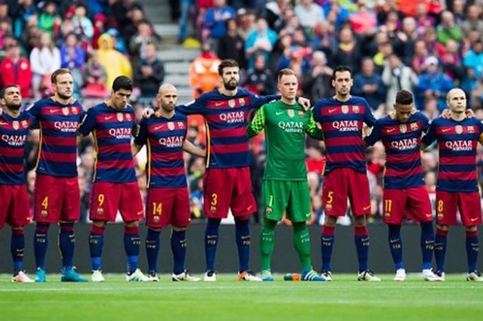 Para pemain FC Barcelona siap berlaga melawan Espanyol dalam pertandingan La Liga di Stadion Camp Nou, Barcelona, Spanyol, Minggu (8/5/2016).