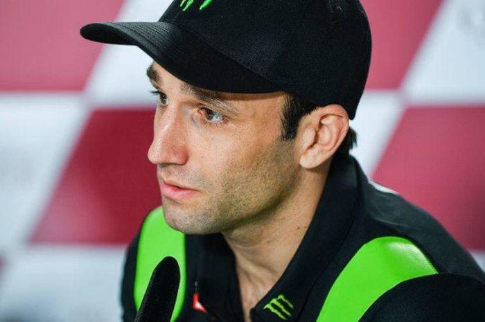    Pebalap tim Yamaha Tech3, Johann Zarco, saat jumpa pers jelang MotoGP Qatar 2018, Kamis (15/3/2018).   