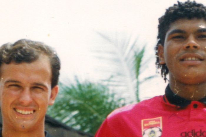 Claudio Luzardi (kiri) dan Antonio Claudio adalah romobongan pemain Brasil pertama di Indonesia pada tahun 1994.