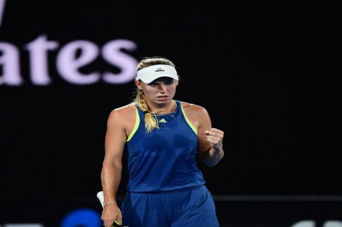 Caroline Wozniacki saat menjalani laga perempat final Australian Open 2018 dengan menghadapi Carla Suarez Navarro, Selasa (23/1/2018).
