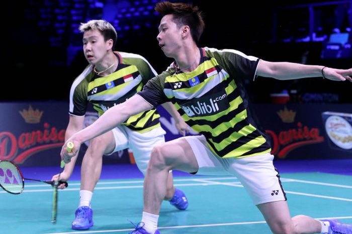  Marcus Fernaldi Gideon/Kevin Sanjaya Sukamuljo saat tampil pada partai semifinal Denmark Open 2018 yang berlangsung pada Sabtu (20/10/2018) dini hari WIB. 