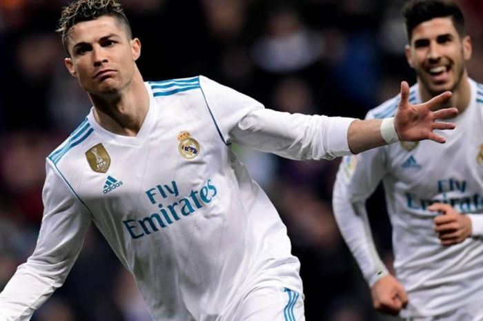  Selebrasi gol bintang Real Madrid, Cristiano Ronaldo, saat melawan Girona pada laga Liga Spanyol di Santiago Bernabeu, Minggu (18/3/2018).  