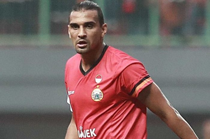 Pemain baru sekaligus marquee player Persija Jakarta, Bruno da Silva Lopez, dalam pertandingan Liga 1 2017 menghadapi Barito Putera di Stadion Patriot, Bekasi, pada Minggu (23/4/2017).