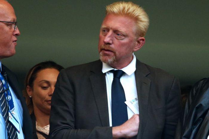 Mantan petenis nomor satu dunia asal Jerman, Boris Becker, saat menghadiri pertandingan sepak bola L