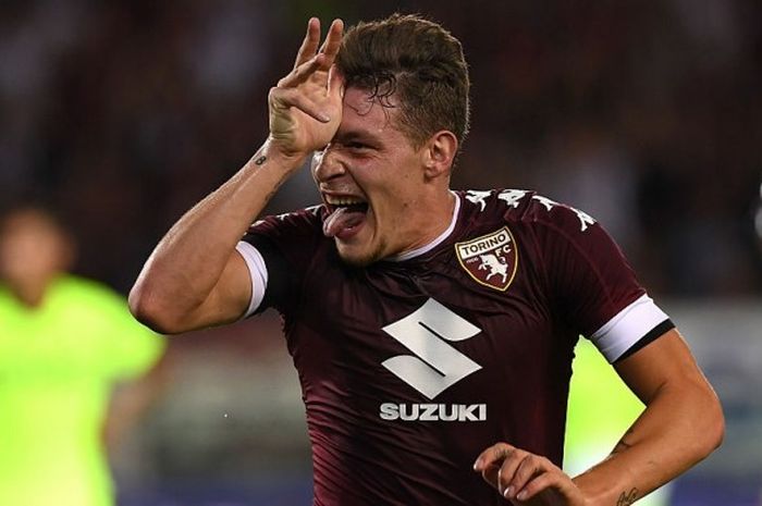 Andrea Belotti, melakukan selebrasi ikonik usai membobol gawang Bologna di Serie A 2016-2017.