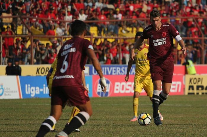  PSM Makassar Vs Sriwijaya FC dalam lanjutan Liga 1 2018 pekan ke-23 di Stadion Mattoanging, Makassar, Minggu (23/9/2018) . 