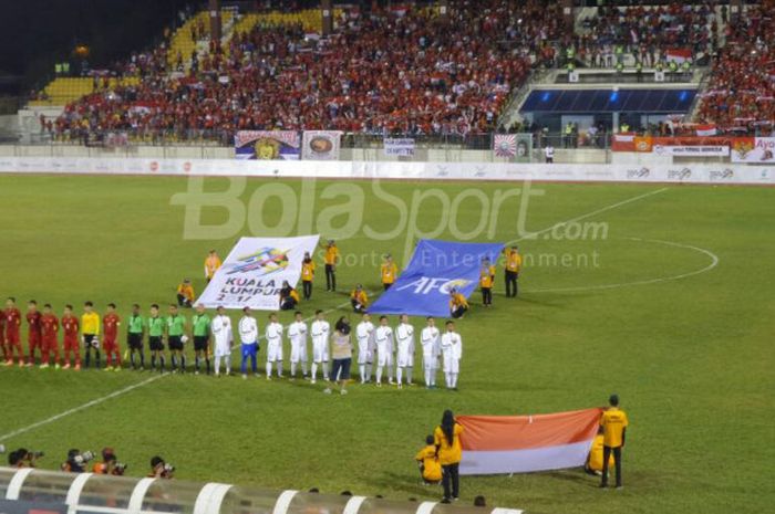 Skuad Timnas U-22 Indonesia dan Skuad Timnas U-22 Vietnam