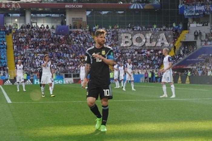  Penyerang Timnas Argentina, Lionel Messi, dalam laga Grup  D melawan Islandia di Piala Dunia 2018.