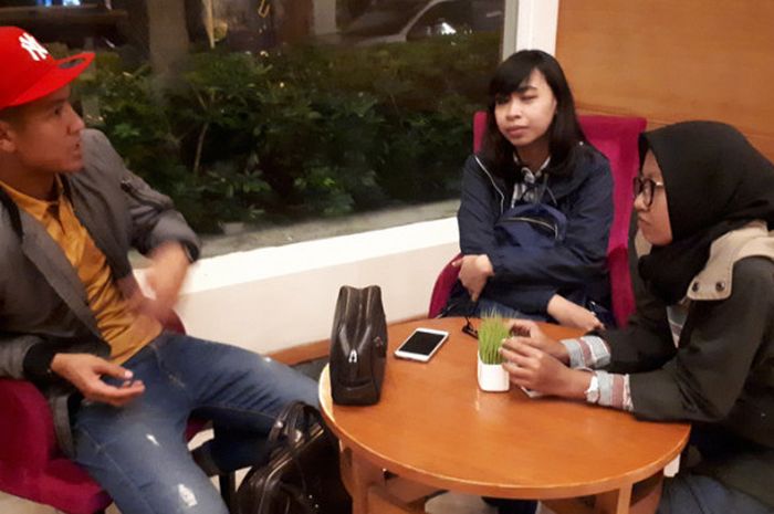 Jajang Mulyana saat bertemu dengan wartawan BolaSport.com di sebuah hotel di Kota Solo pada Jumat (23/2/2018).
