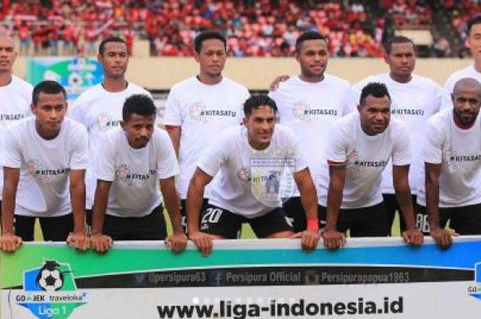 Persipura Jayapura saat menjamu Arema FC.