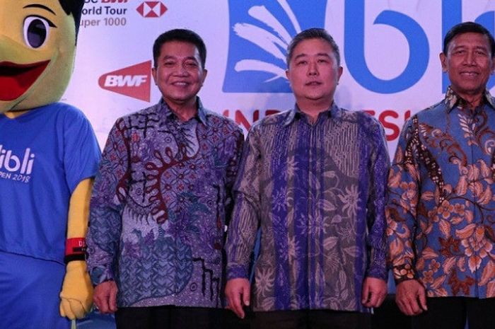 CEO Blibli.com, Kusumo Martanto (kedua dari kanan) saat menghadiri konferensi pers Blibli Indonesia Open 2018 di Hotel Fairmont, Jakarta, Senin (14/5/2018). (Dok. Blibli Indonesia Open 2018).