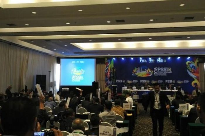 Suasana Kongres Tahunan Pemilihan PSSI di ballroom Krakatau, Hotel Mercure, Ancol, Jakarta Utara, Rabu (3/8/2016). 