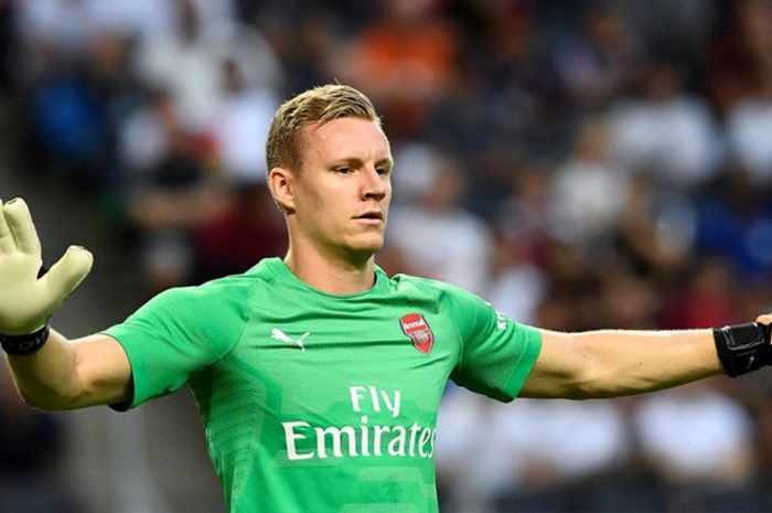 Ekspresi kiper Arsenal, Bernd Leno, dalam laga persahabatan kontra Lazio di Solna, Swedia pada 4 Agu