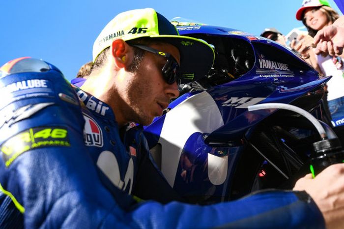 Valentino Rossi tengah bersiap menjalani balapan MotoGP San Marino di Sirkuit Misano, Minggu (9/9/2018).