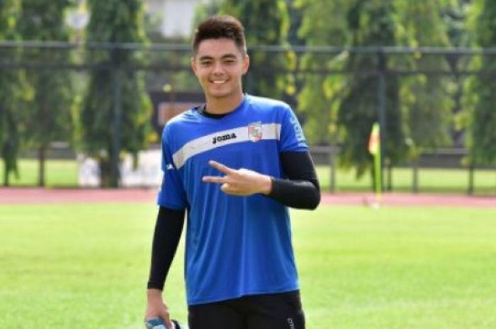 Kiper Borneo FC Gianluca Pandeynuwu 