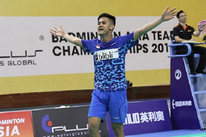 Firman Abdul Kholik melakukan selebrasi setelah menjadi penentu kemenangan tim putra bulu tangkis Indonesia atas Korea Selatan pada pertandingan babak semifinal Kejuaraan Beregu Asia 2018 di Stadium Sultan Abdul Halim, Kedah, Malaysia, pada 10 Februari 2018.