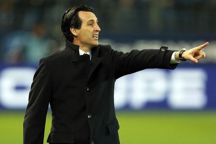 Mantan pelatih Paris Saint-Germain, Unai Emery, saat mengawal timnya melawan Avranches, dalam laga Piala Prancis di Stadion Michel D'Ornano, Caen, pada 5 April 2017.