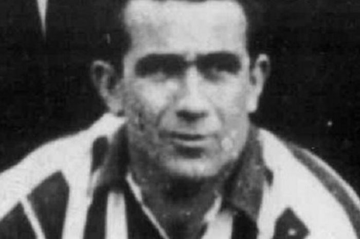 Striker Athletic Bilbao, Agustin Sauto Arana atau Bata, pernah mencetak tujuh gol ke gawang Barcelona saat timnya menang 12-1 pada 8 Februari 1931.